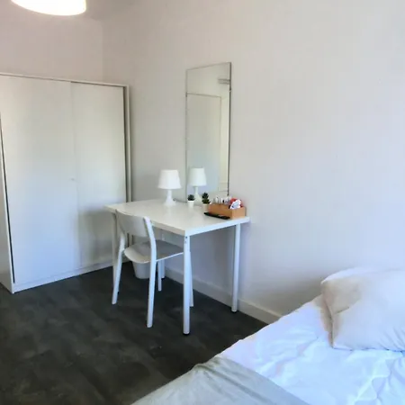 Couette-café Privada En Hospitalet *